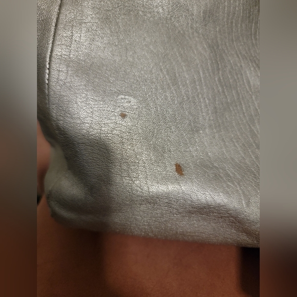 Authentic Yves Saint Laurent Silver Leather Reversible Shopper Tote Bag - Picture 7 of 8